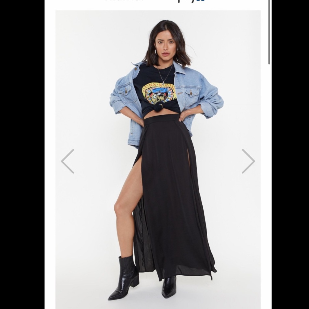 Black skirt